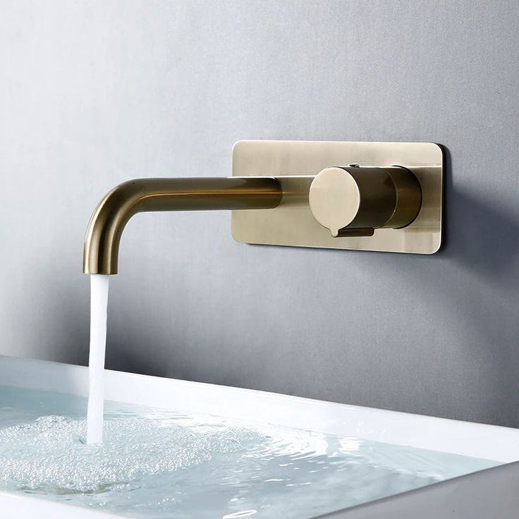 Wasser™ Wall Mounted Brass Bathroom Faucet